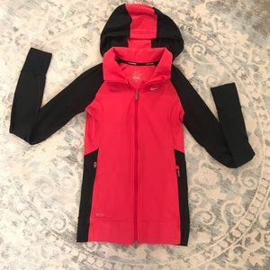 Like New - Long (past waist) Nike DRI-FIT Mag/Black RUNNING Jacket